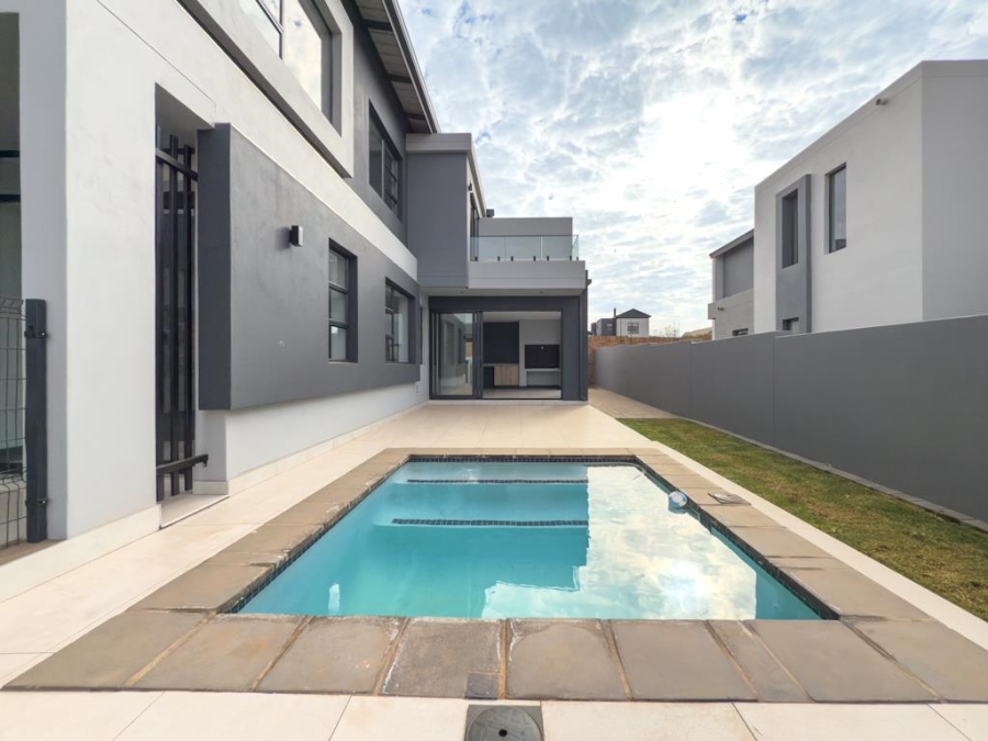 4 Bedroom Property for Sale in Fountainbrook Estate Gauteng