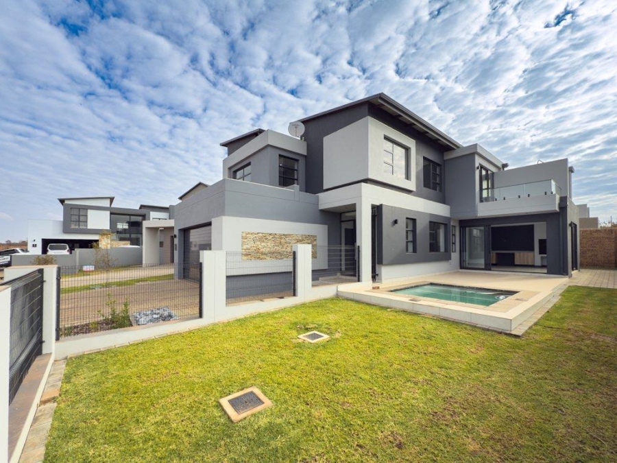 4 Bedroom Property for Sale in Fountainbrook Estate Gauteng