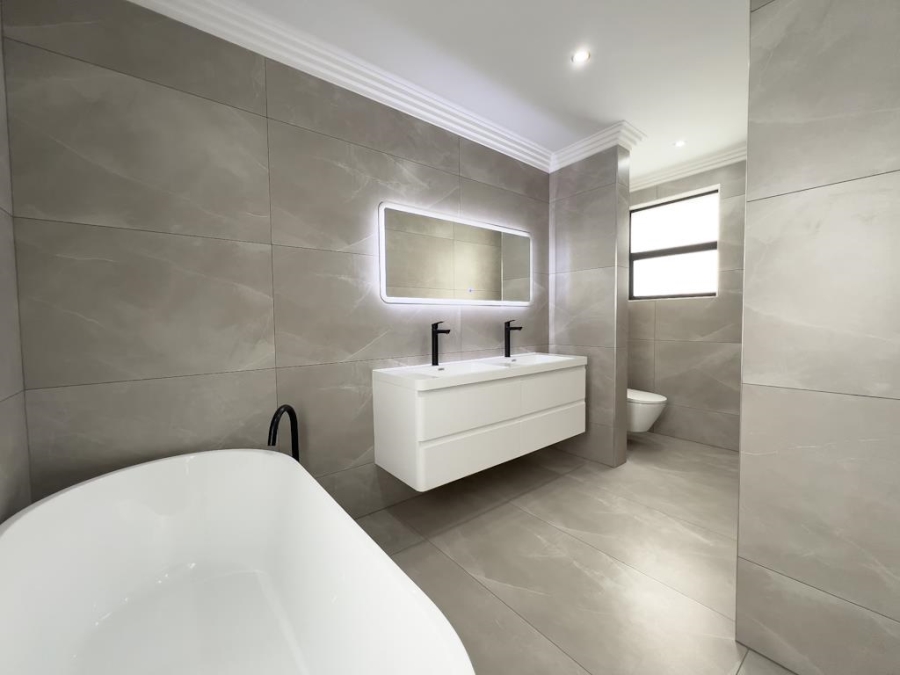 4 Bedroom Property for Sale in Fountainbrook Estate Gauteng