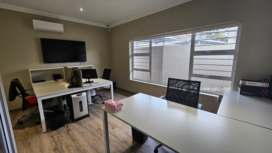 To Let commercial Property for Rent in Ferndale Gauteng