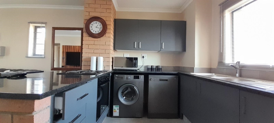 To Let 2 Bedroom Property for Rent in Vorna Valley Gauteng