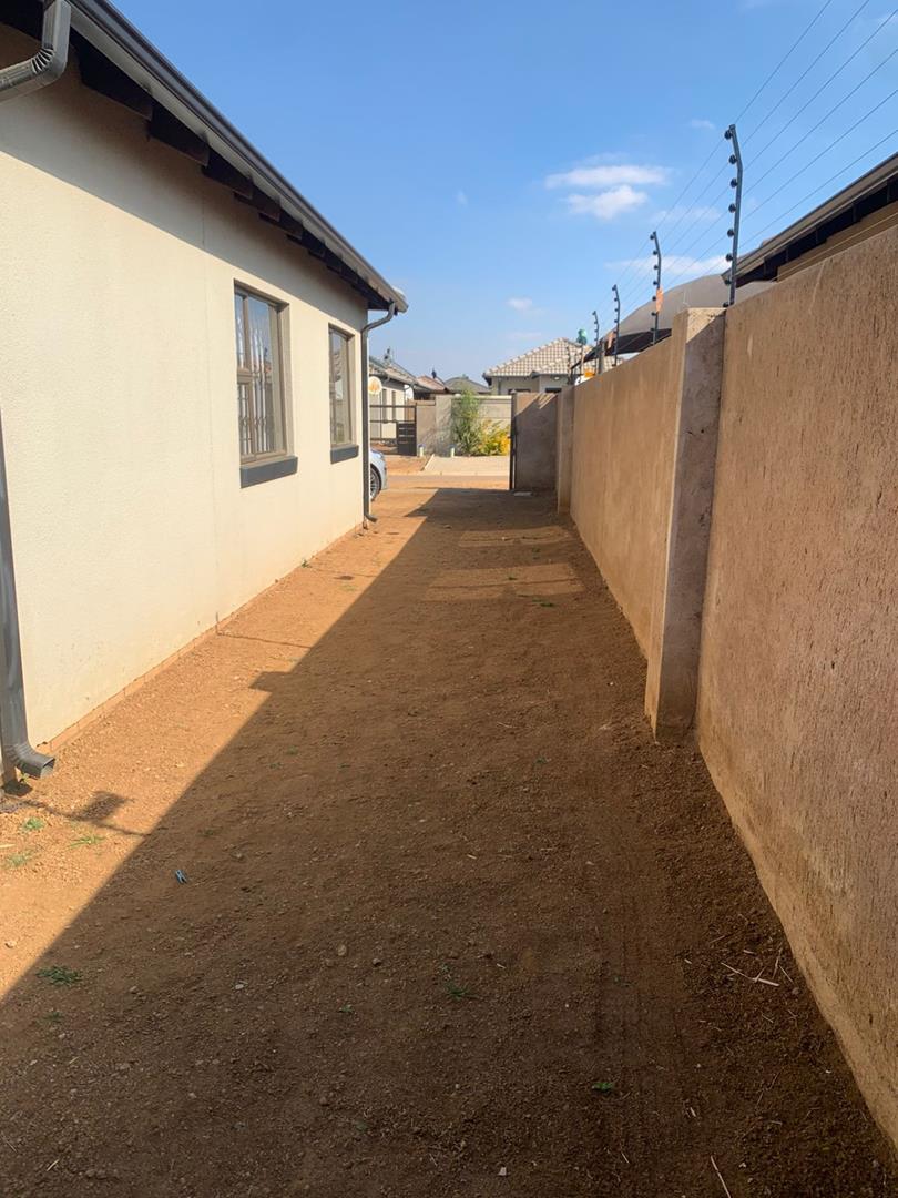3 Bedroom Property for Sale in Soshanguve VV Gauteng