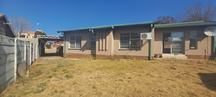 3 Bedroom Property for Sale in Elandspark Gauteng