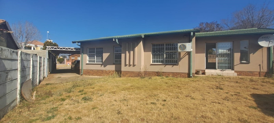 3 Bedroom Property for Sale in Elandspark Gauteng