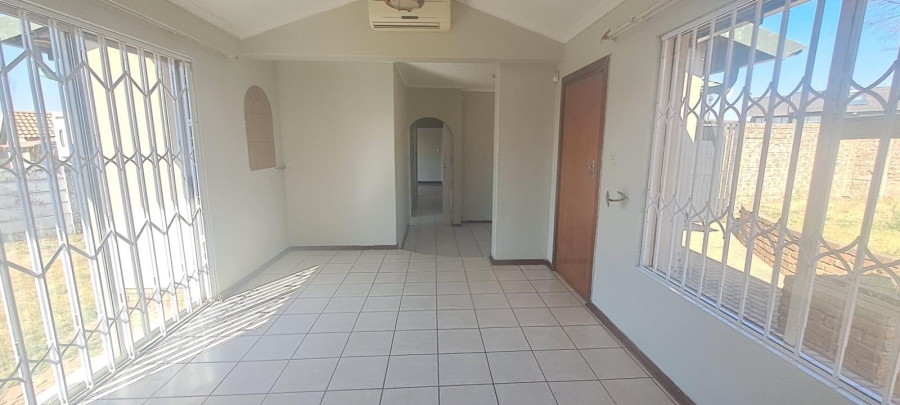 3 Bedroom Property for Sale in Elandspark Gauteng
