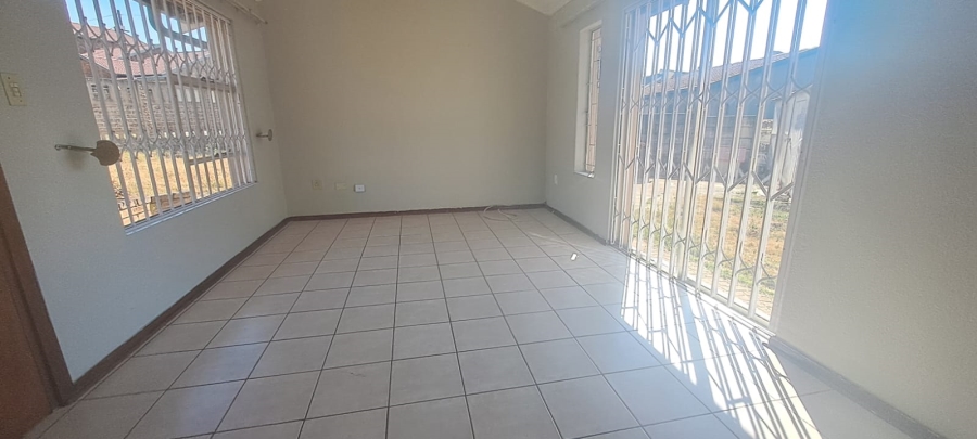 3 Bedroom Property for Sale in Elandspark Gauteng