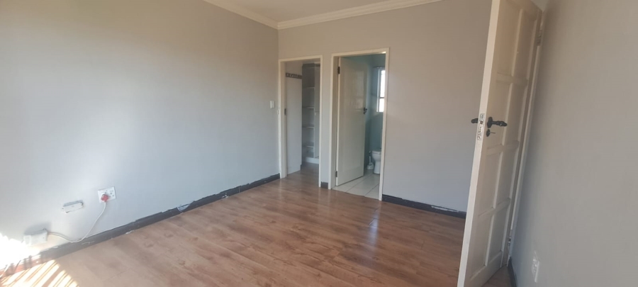 3 Bedroom Property for Sale in Elandspark Gauteng
