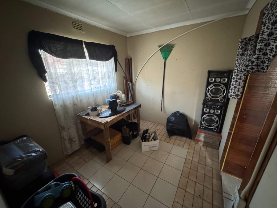 3 Bedroom Property for Sale in Verwoerdpark Gauteng
