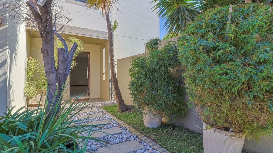 3 Bedroom Property for Sale in Fourways Gauteng