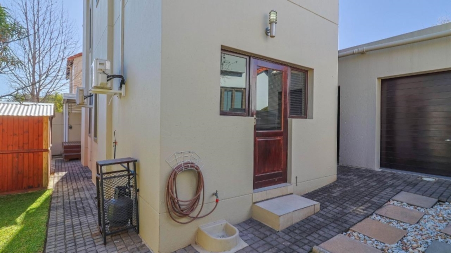 3 Bedroom Property for Sale in Fourways Gauteng