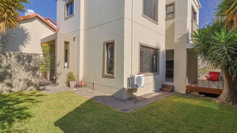 3 Bedroom Property for Sale in Fourways Gauteng