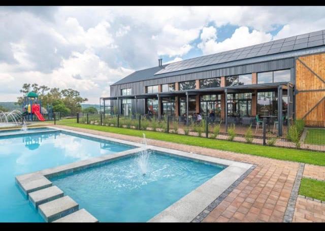 To Let 2 Bedroom Property for Rent in Linbro Park Gauteng