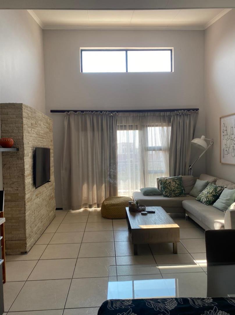To Let 2 Bedroom Property for Rent in Greenstone Hill Gauteng
