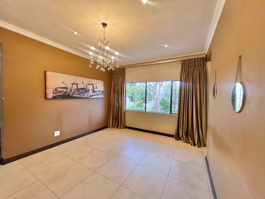 To Let 5 Bedroom Property for Rent in Bryanston Gauteng