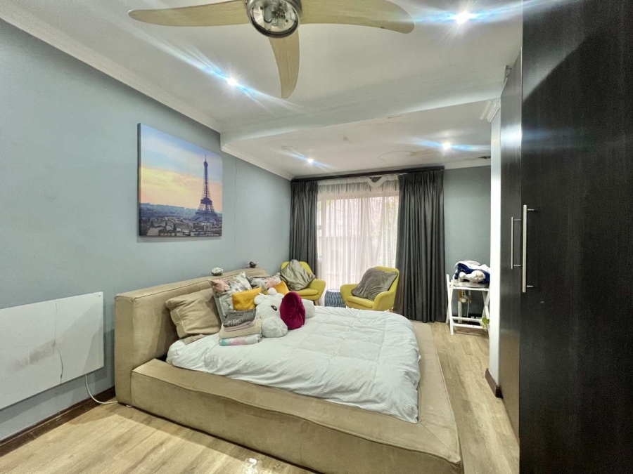 To Let 5 Bedroom Property for Rent in Bryanston Gauteng