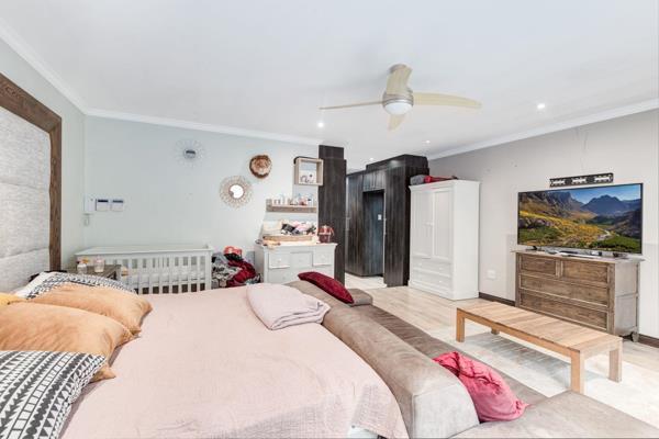 To Let 5 Bedroom Property for Rent in Bryanston Gauteng