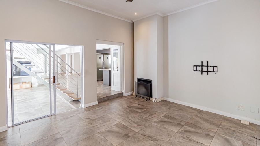 4 Bedroom Property for Sale in Dainfern Golf Estate Gauteng