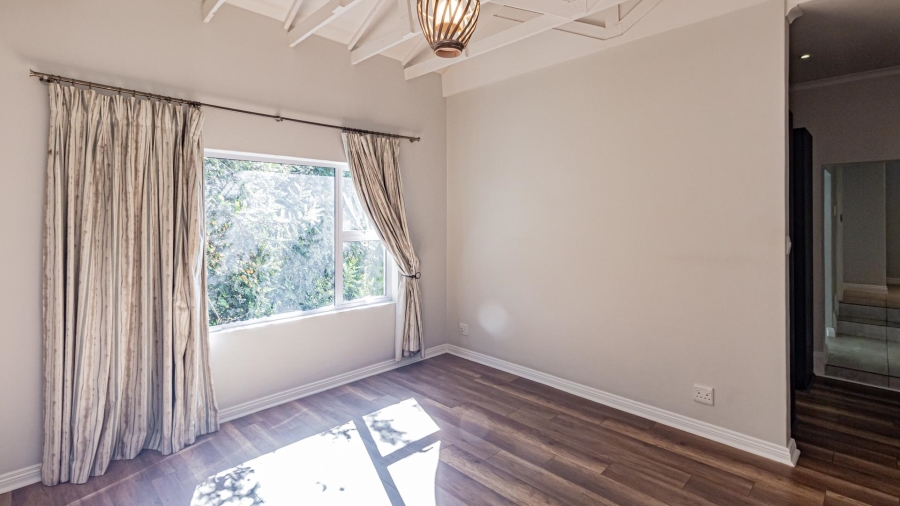 4 Bedroom Property for Sale in Dainfern Golf Estate Gauteng