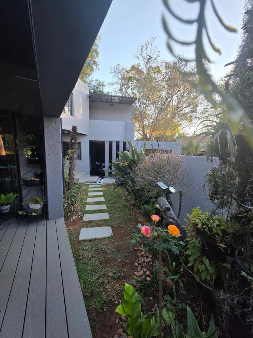 To Let 4 Bedroom Property for Rent in North Riding Gauteng