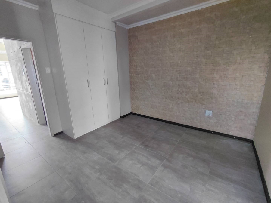 To Let 1 Bedroom Property for Rent in Lonehill Gauteng