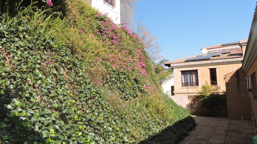 To Let 3 Bedroom Property for Rent in Waterkloof Gauteng