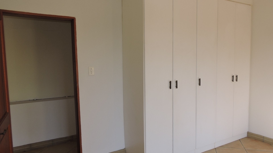 To Let 3 Bedroom Property for Rent in Waterkloof Gauteng