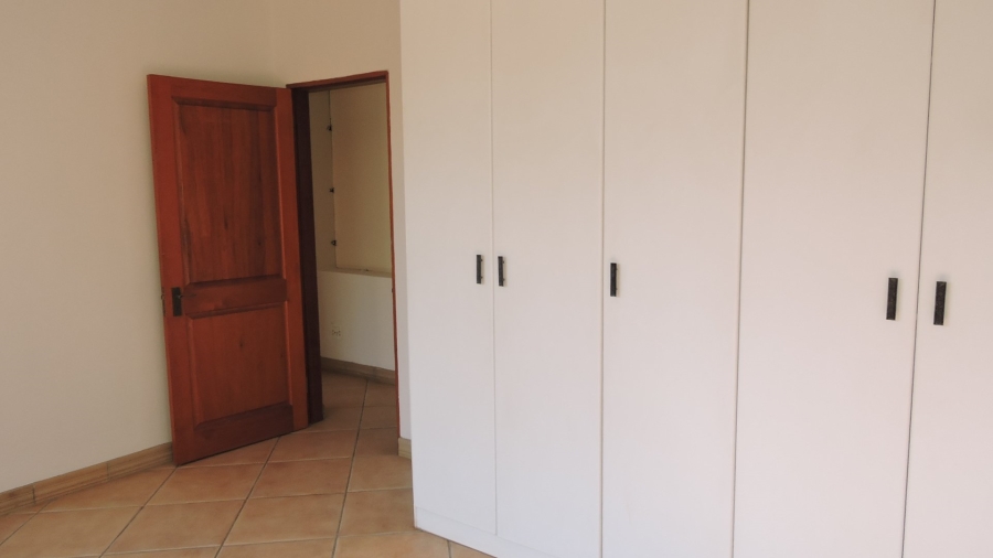 To Let 3 Bedroom Property for Rent in Waterkloof Gauteng