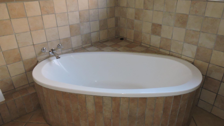To Let 3 Bedroom Property for Rent in Waterkloof Gauteng