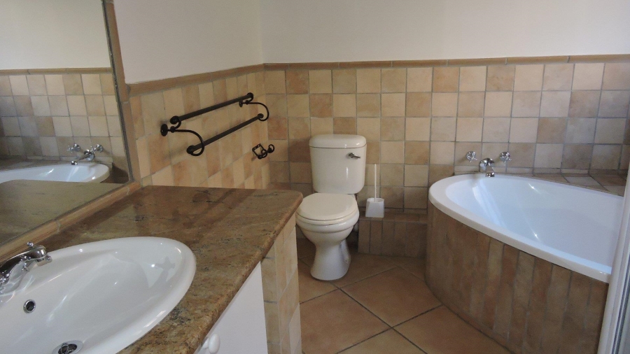 To Let 3 Bedroom Property for Rent in Waterkloof Gauteng