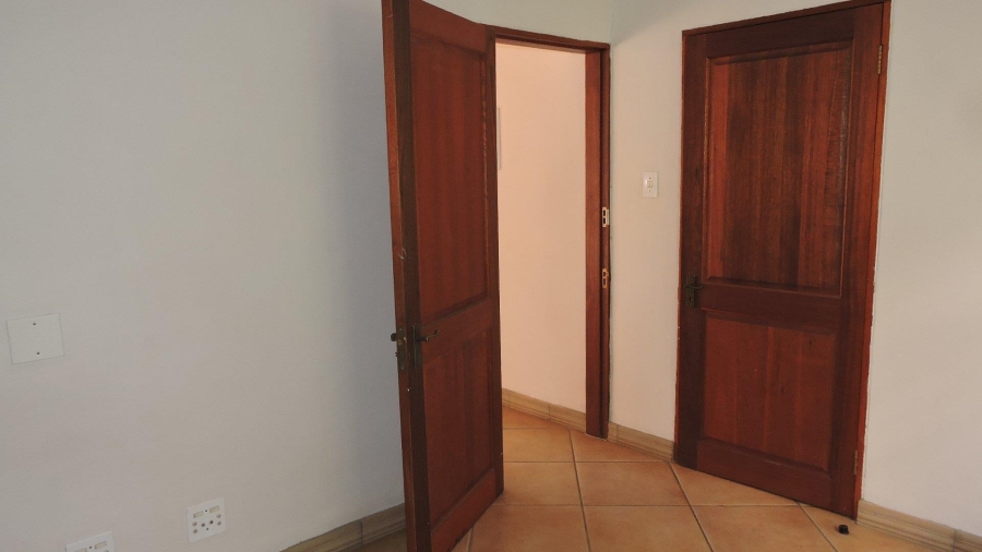To Let 3 Bedroom Property for Rent in Waterkloof Gauteng
