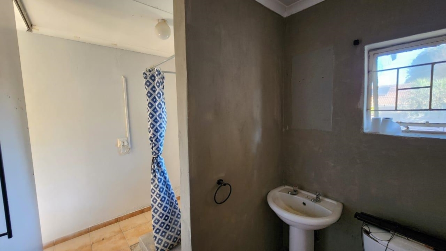 To Let 2 Bedroom Property for Rent in Wierdapark Gauteng