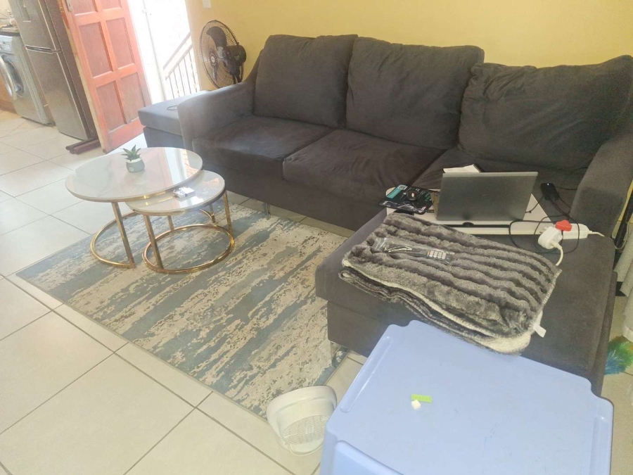 To Let 2 Bedroom Property for Rent in Andeon Gauteng