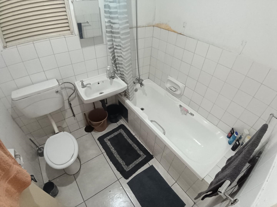 1 Bedroom Property for Sale in Hatfield Gauteng