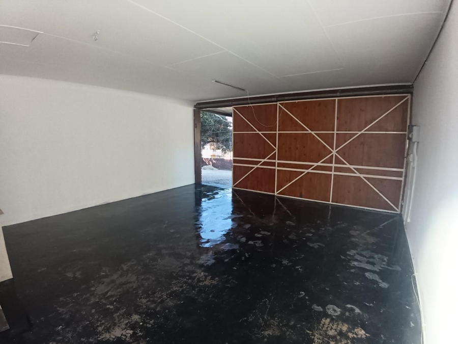 To Let 4 Bedroom Property for Rent in Garsfontein Gauteng