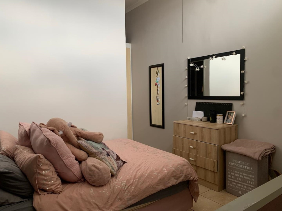 1 Bedroom Property for Sale in Hatfield Gauteng