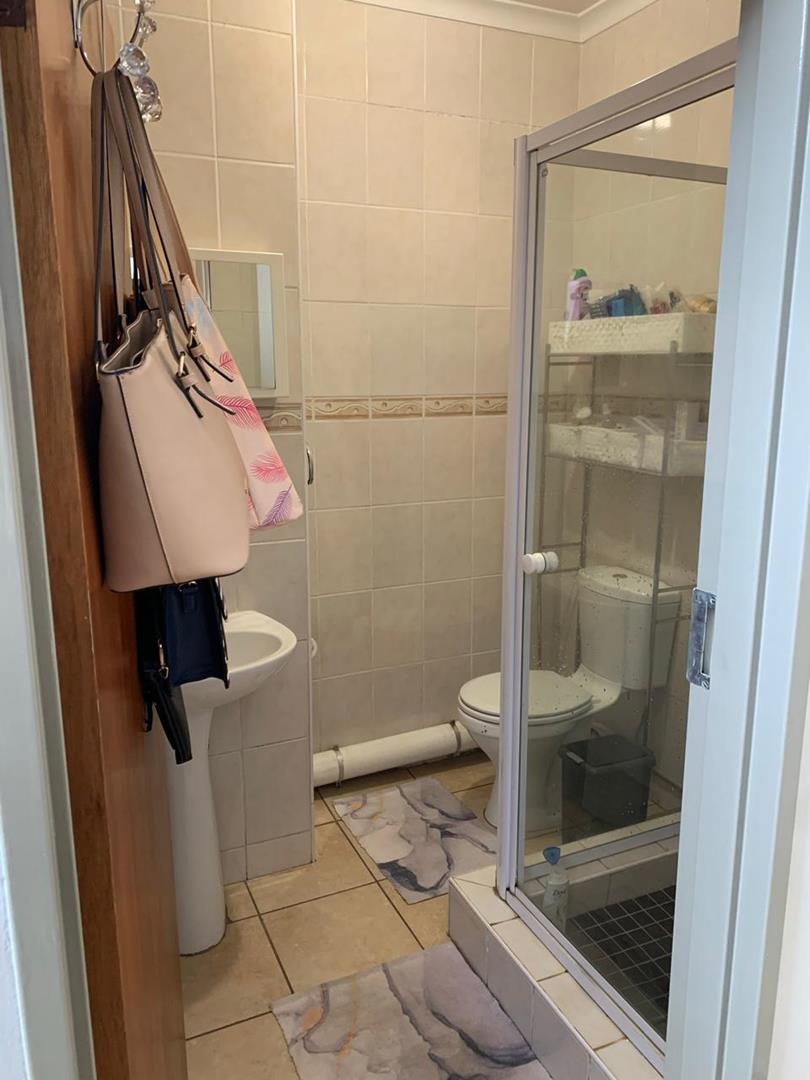 1 Bedroom Property for Sale in Hatfield Gauteng