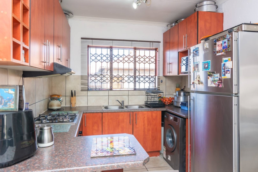 2 Bedroom Property for Sale in Groblerpark Ext 9 Gauteng