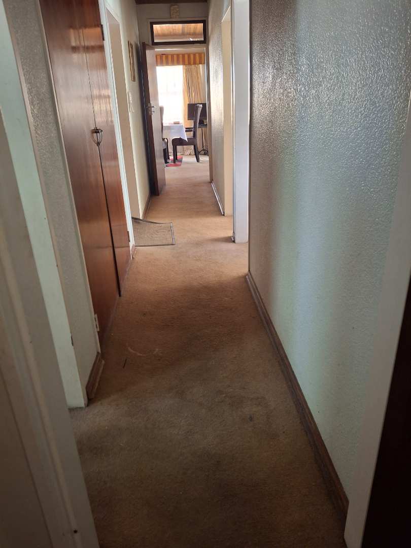 3 Bedroom Property for Sale in South Crest Gauteng