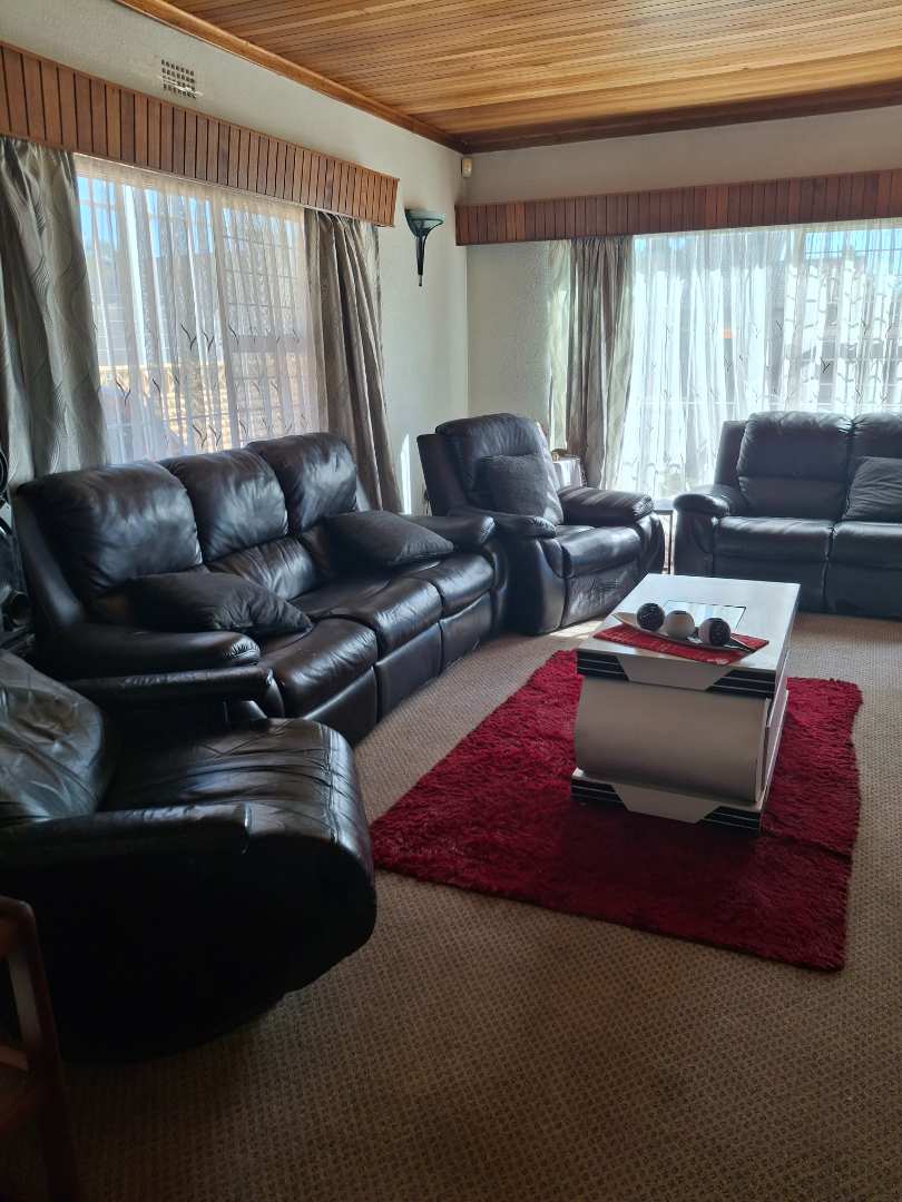 3 Bedroom Property for Sale in South Crest Gauteng