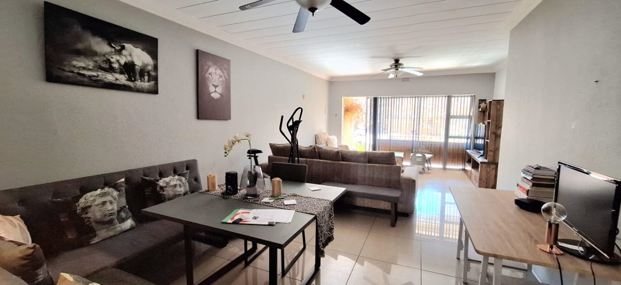 2 Bedroom Property for Sale in South Crest Gauteng