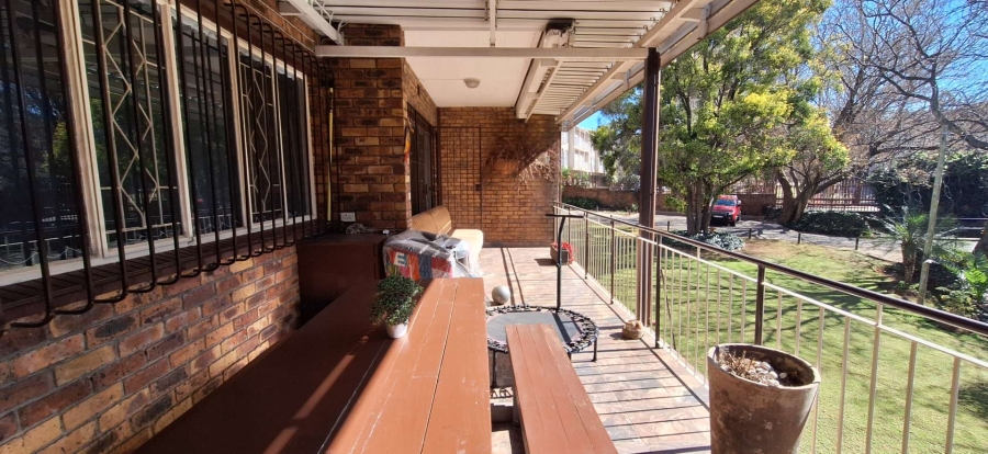 2 Bedroom Property for Sale in South Crest Gauteng