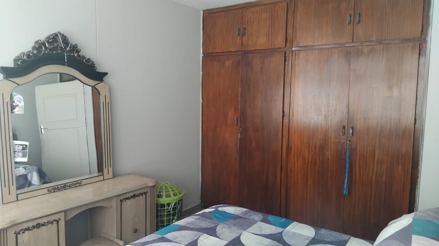 1 Bedroom Property for Sale in Sunnyside Gauteng