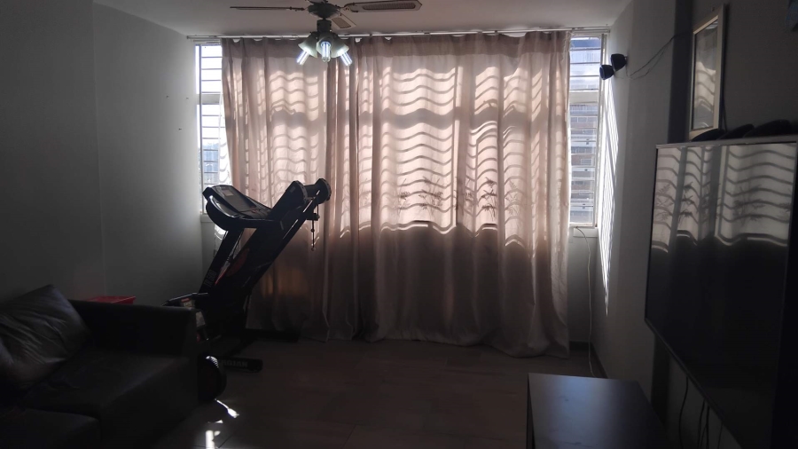 1 Bedroom Property for Sale in Sunnyside Gauteng