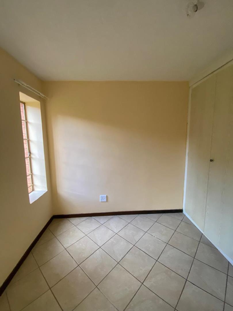 To Let 2 Bedroom Property for Rent in The Orchards Gauteng
