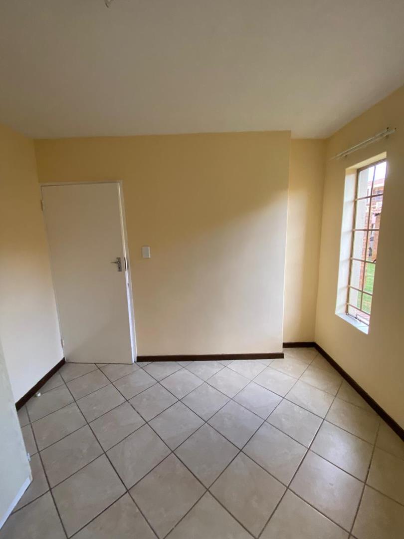 To Let 2 Bedroom Property for Rent in The Orchards Gauteng