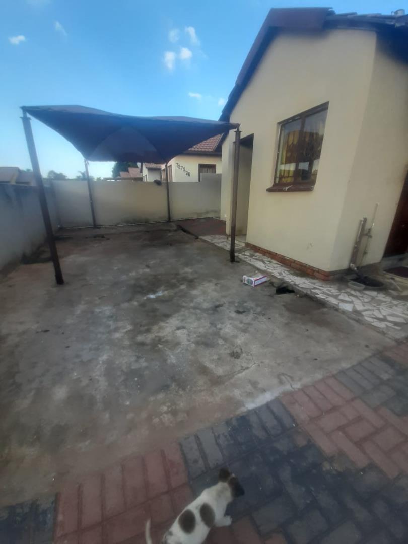 2 Bedroom Property for Sale in Soshanguve VV Gauteng