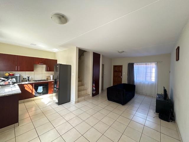 3 Bedroom Property for Sale in Annlin Gauteng