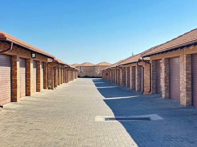 3 Bedroom Property for Sale in Annlin Gauteng