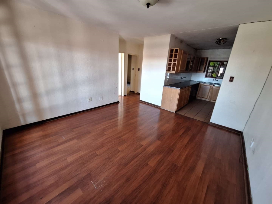 To Let 2 Bedroom Property for Rent in Constantia Kloof Gauteng