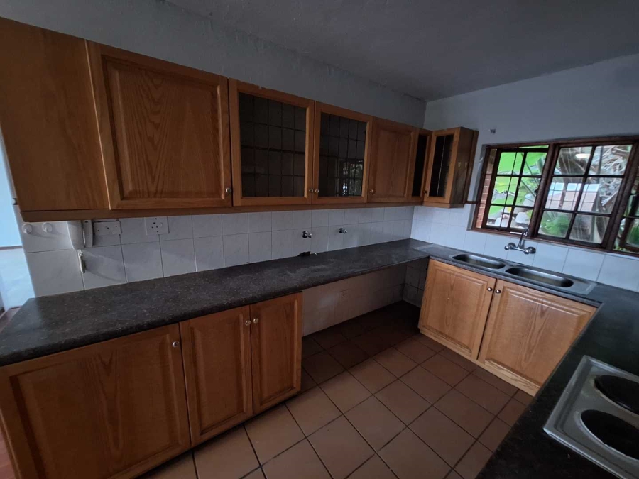 To Let 2 Bedroom Property for Rent in Constantia Kloof Gauteng
